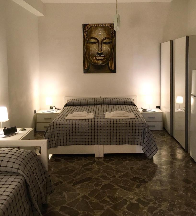 Hotel Blackboard House Bari Esterno foto