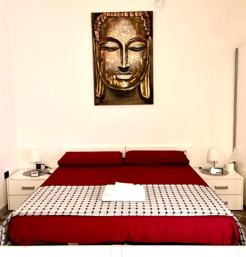 Hotel Blackboard House Bari Esterno foto
