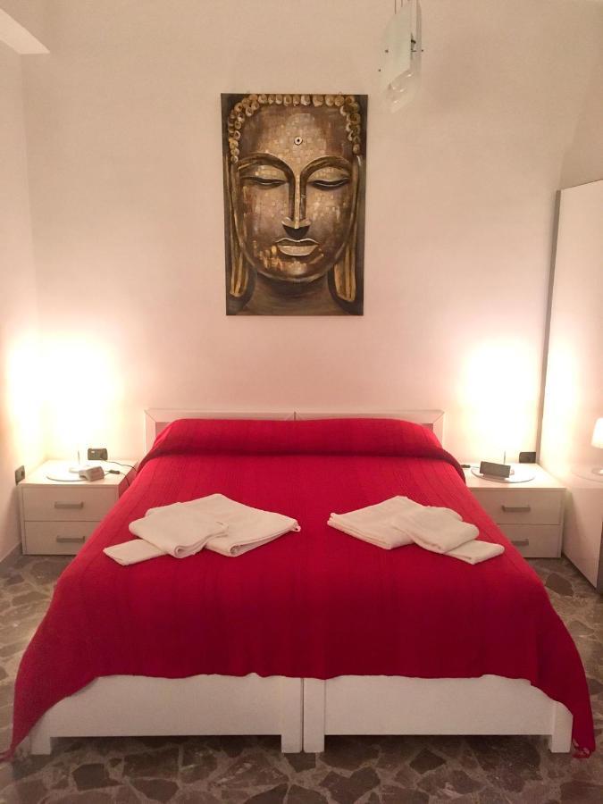 Hotel Blackboard House Bari Esterno foto