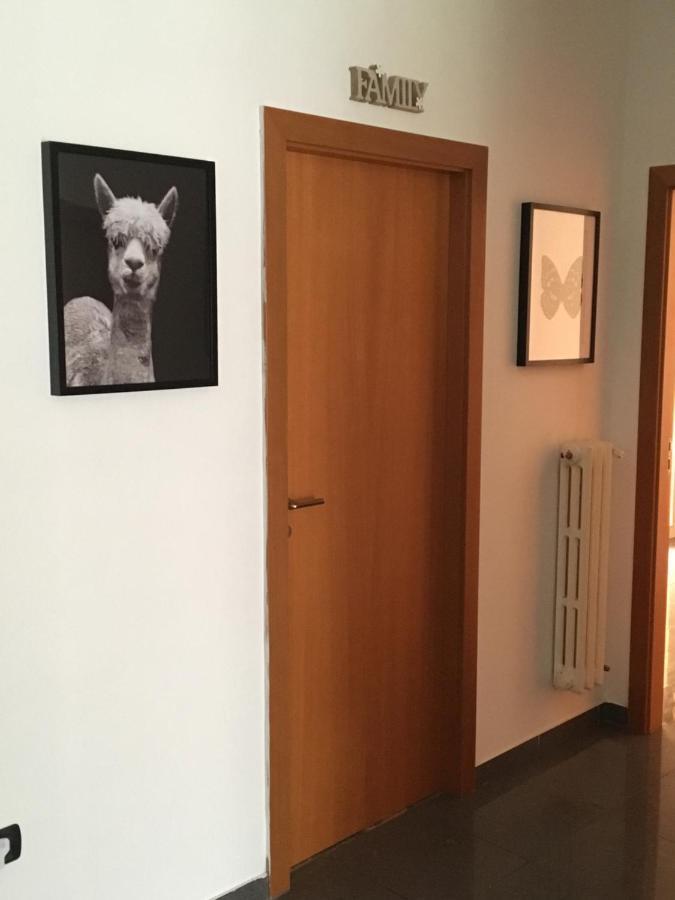 Hotel Blackboard House Bari Esterno foto